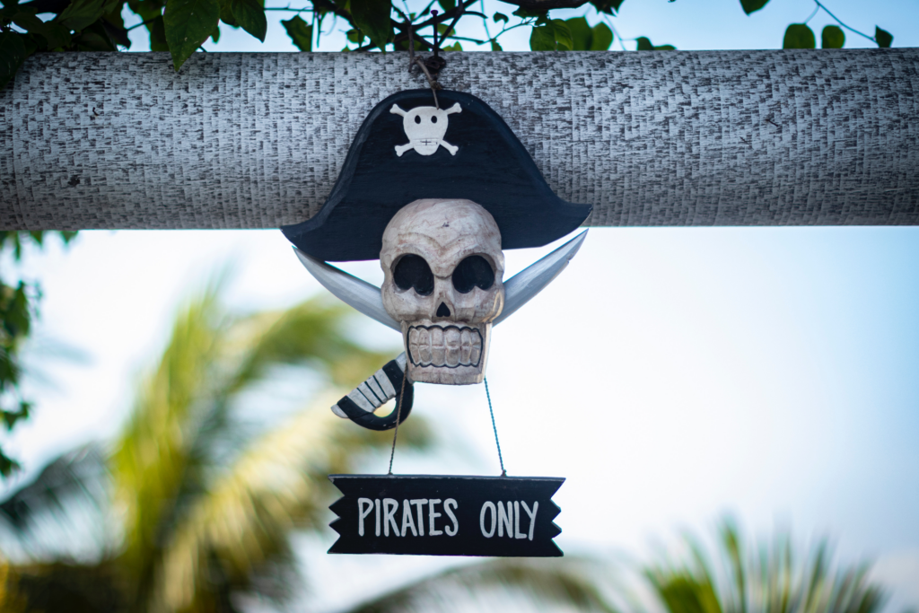 7 Most Popular Pirate Symbols And Their Meanings - Surflegacy