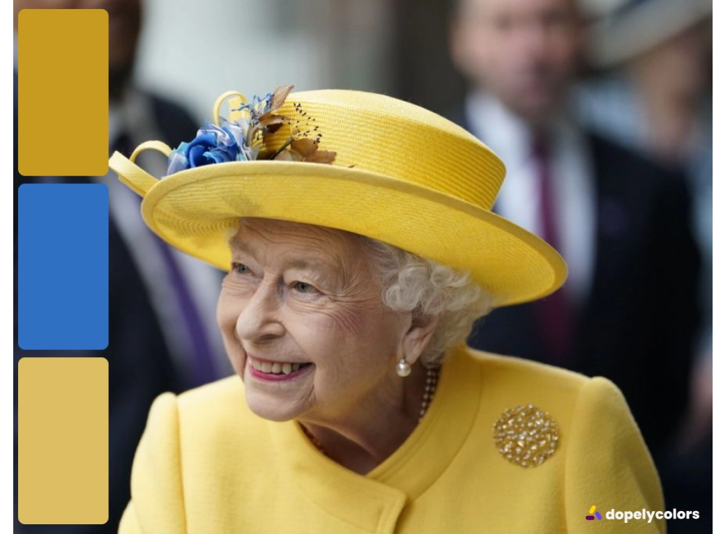 Queen Elizabeth in yellow outfit